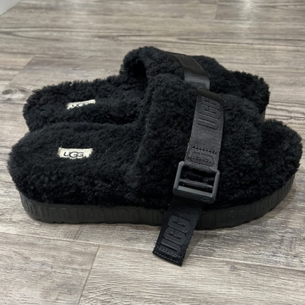UGG FLUFFITA PLATFORM SLIDE SANDAL SIZE 7 - Picture 3 of 5